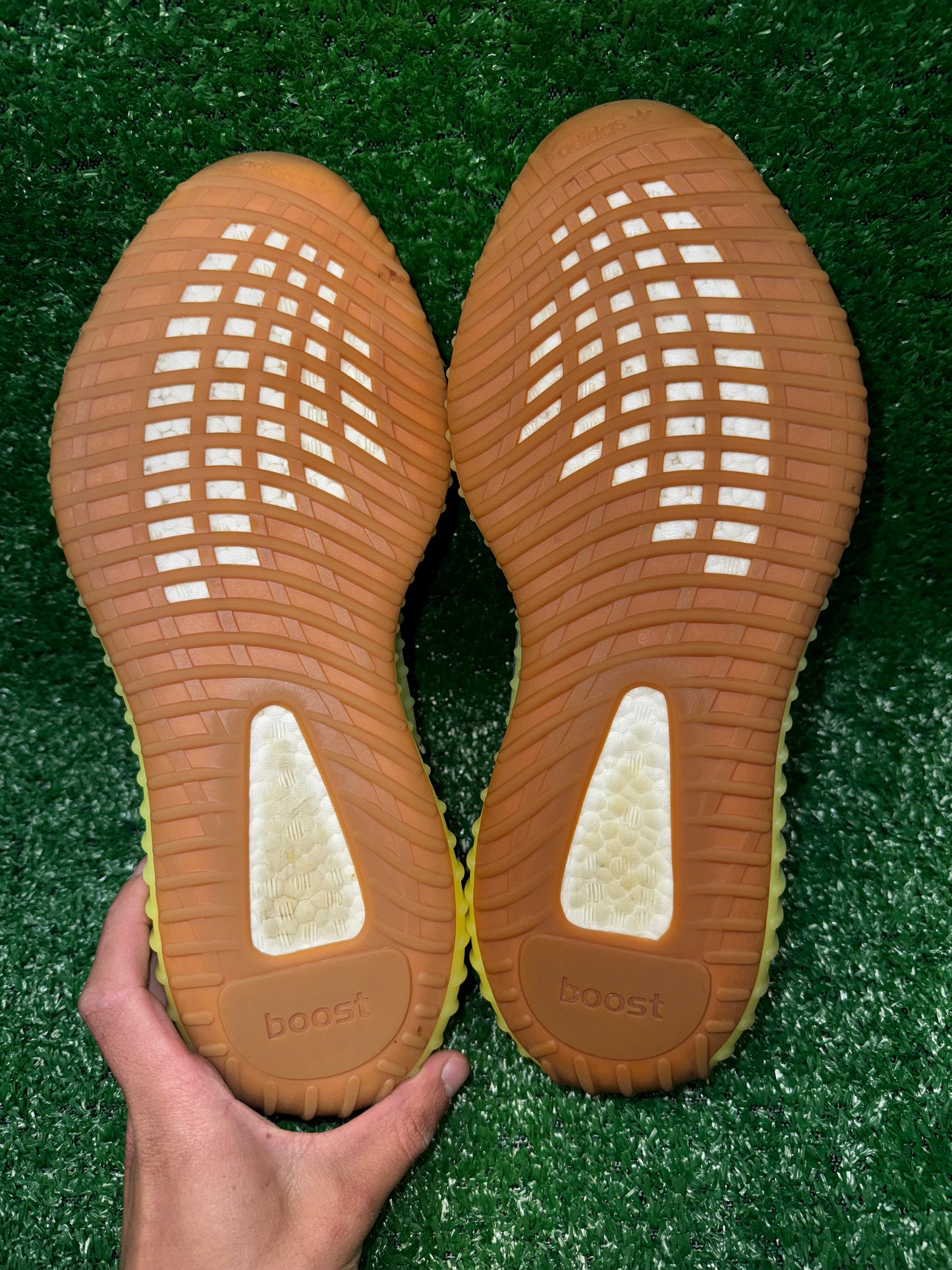 Adidas Yeezy Boost 350 V2 "Semi-Frozen Yellow" Size 10