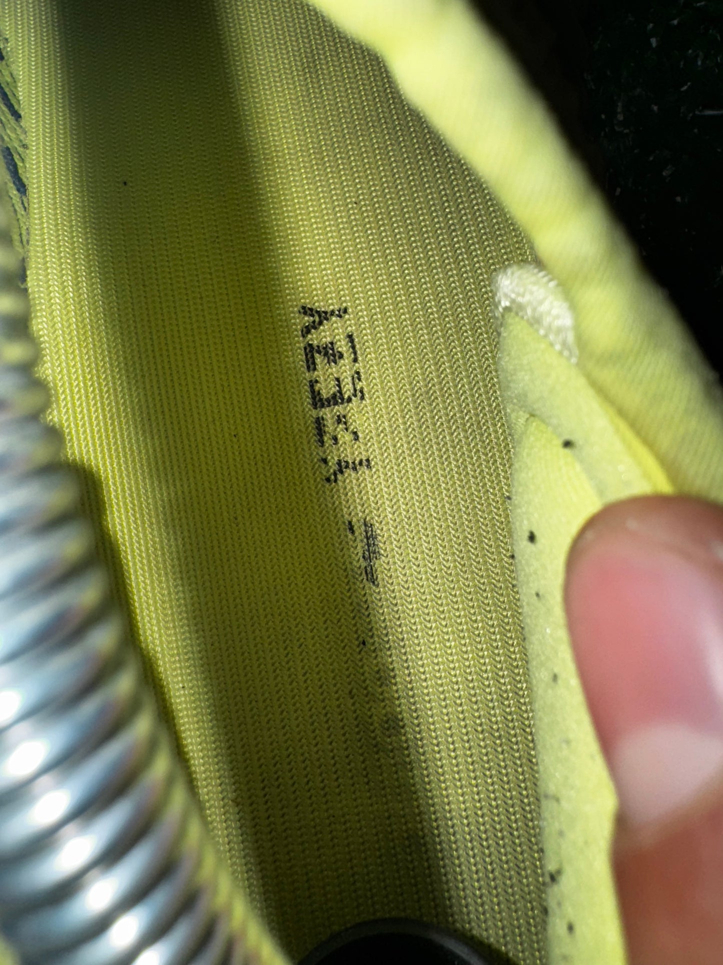 Adidas Yeezy Boost 350 V2 "Semi-Frozen Yellow" Size 10