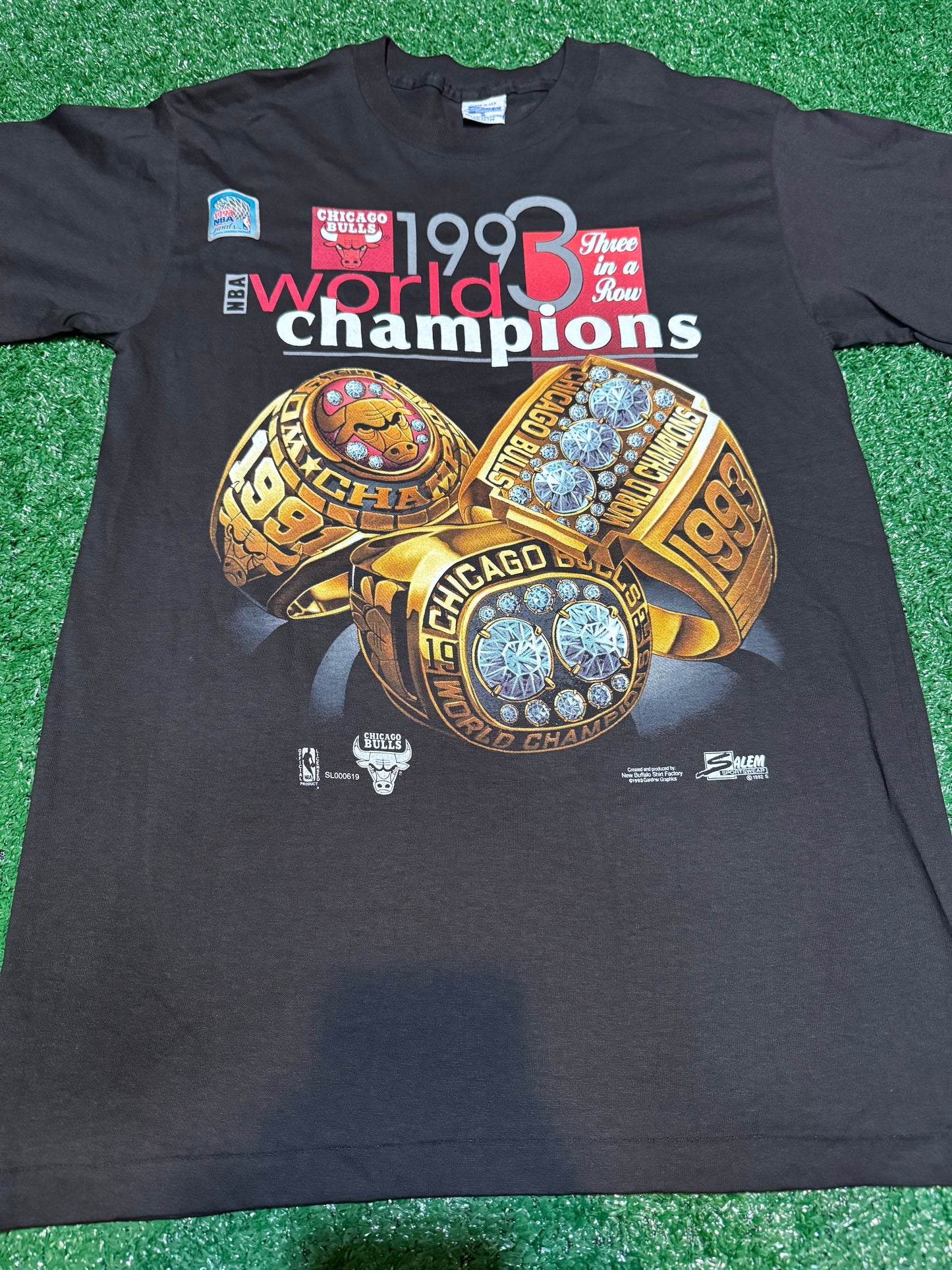 1993 Chicago Bulls Championship T-Shirt Size M Brand New